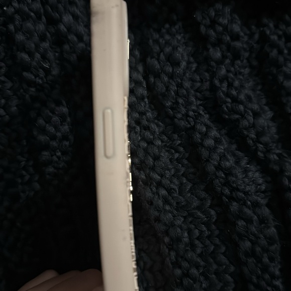 iPhone pro max case w/handle stand - Picture 4 of 6